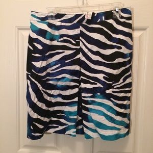 New spanner size 10 multicolored skirt